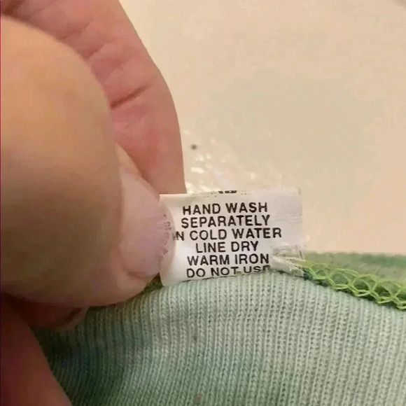 Multicolored  NWOT Graphic Short Sleeve T-Shirt w Stretch, asymmetrical hemline - Picture 5 of 5